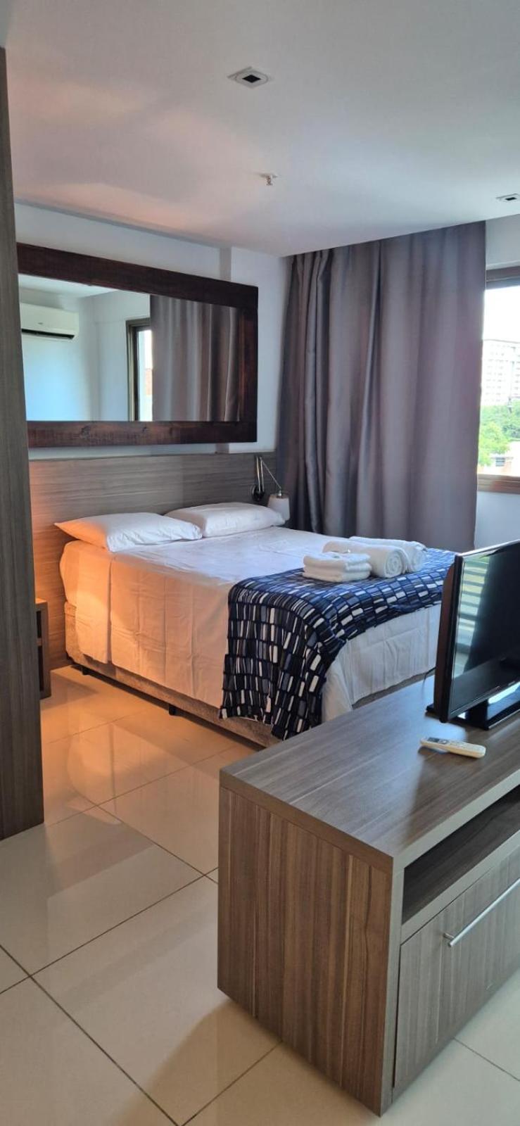 210 Apartahotel *